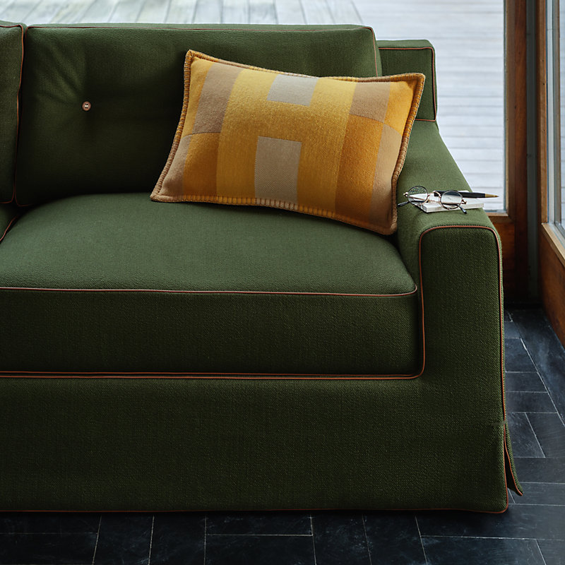 クッション 《Hオリゾン》 MM | Hermès - エルメス-公式サイト